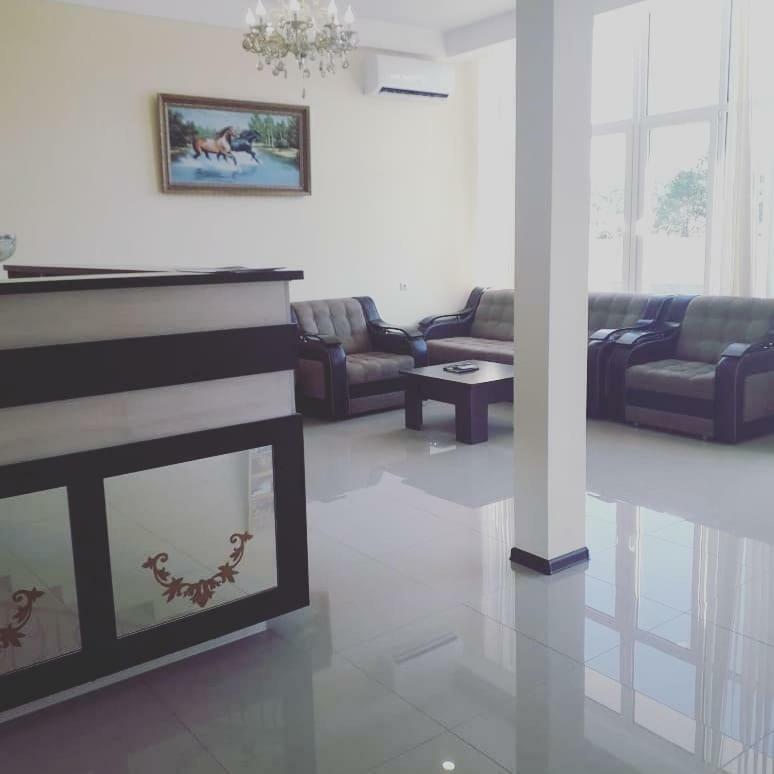 Sariya Hotel Kheivani Kültér fotó