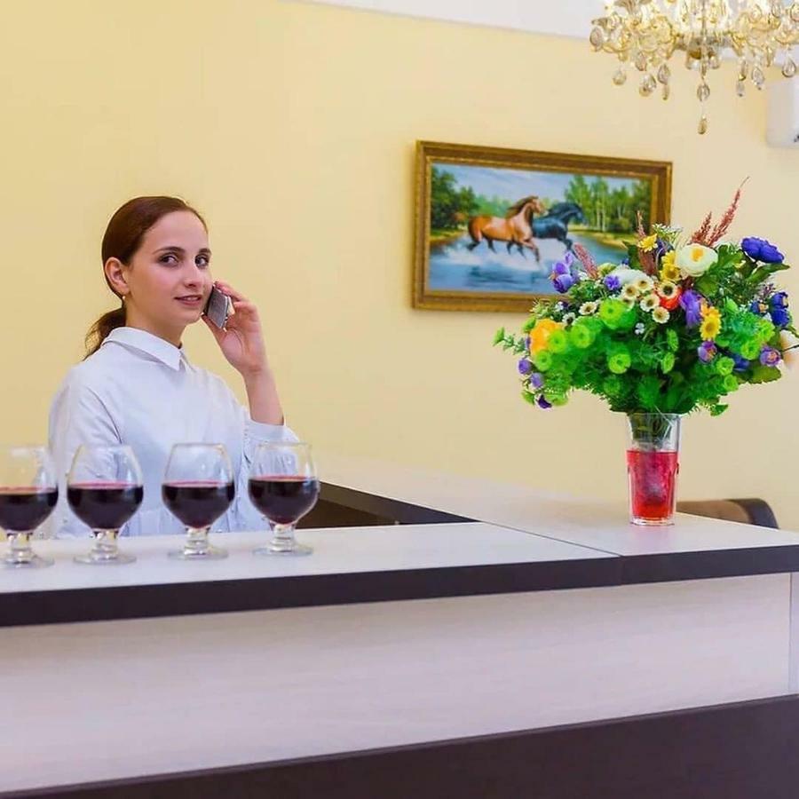 Sariya Hotel Kheivani Kültér fotó