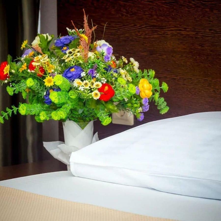 Sariya Hotel Kheivani Kültér fotó